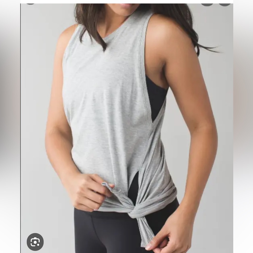 Lululemon tie and go tank